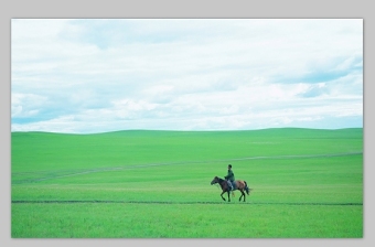 骑着马的牧民 草原图片