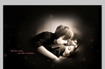 情侣深深的吻——爱情黑色艺术背景图片